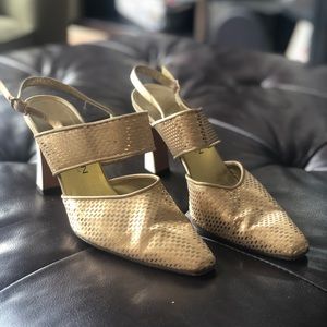 St. john vintage gold heels size 8